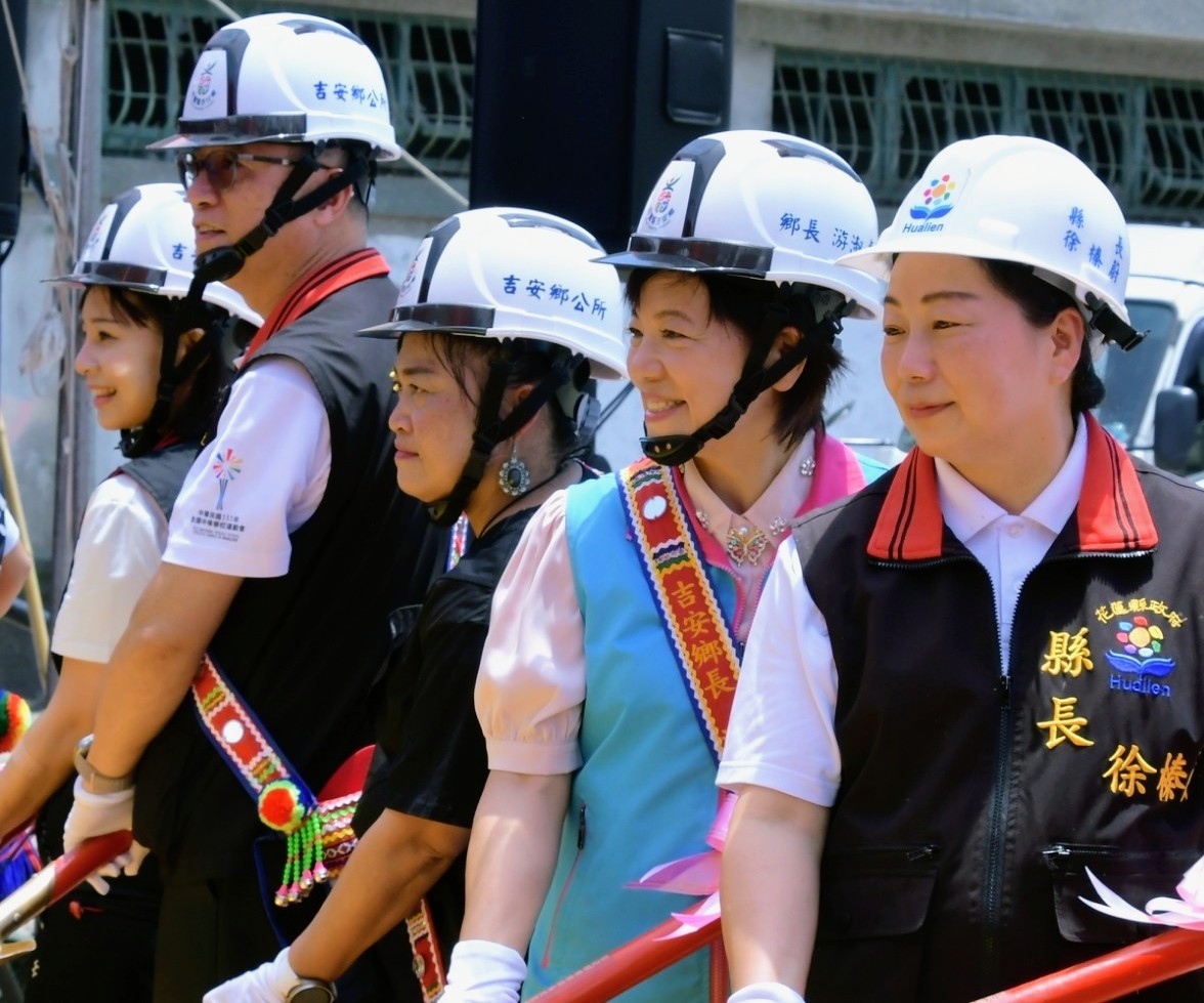 【徐榛蔚、游淑貞共構全方位縣鄉亮點建設 簿簿部落聚會所創意多元再造吉安新地標】