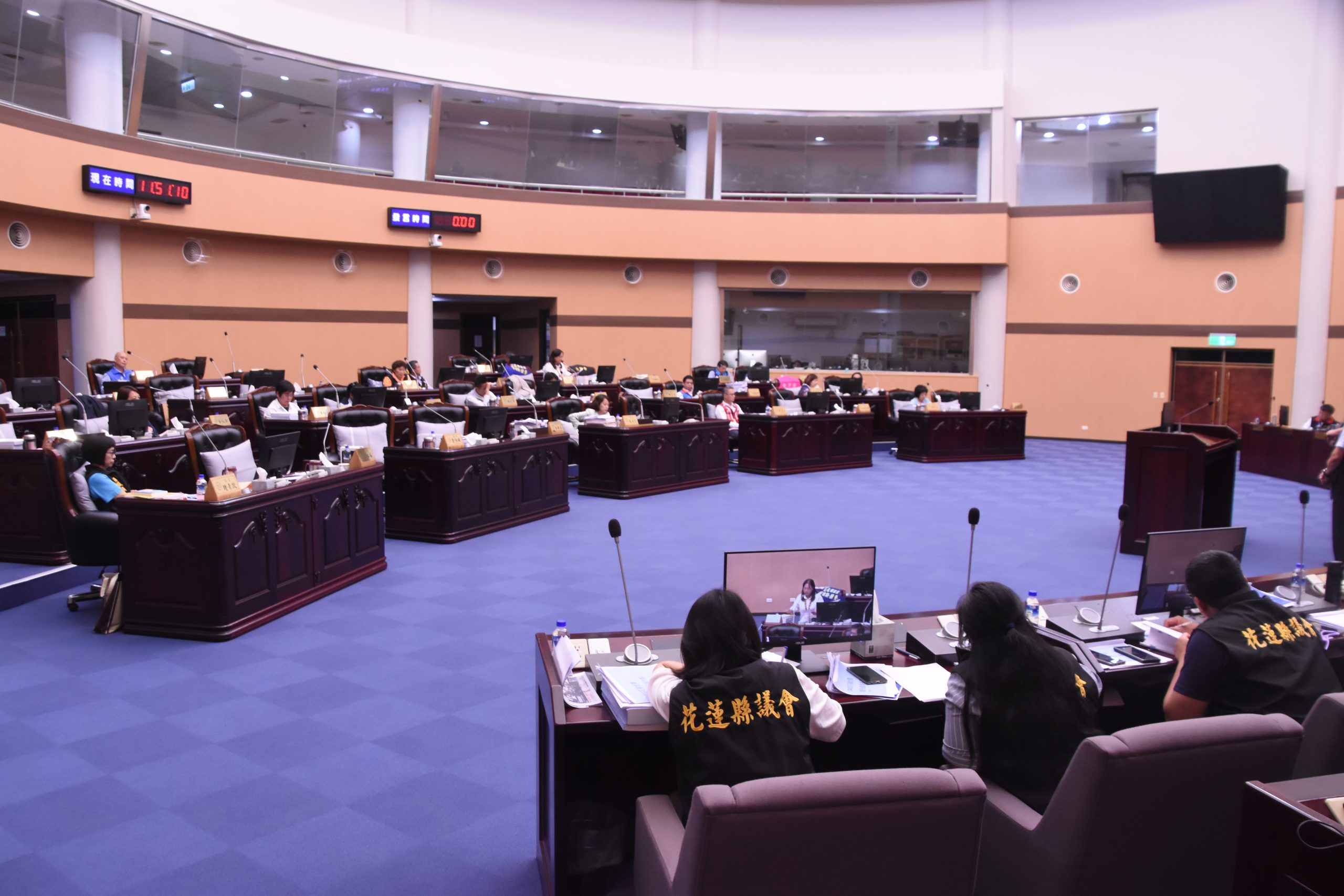【花蓮觀光業急需振興 業者集思廣益向議長張峻提出建言尋求持續發展之道】