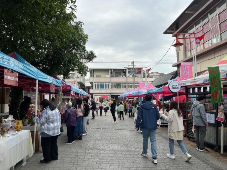 【游淑貞春節連假陪大家過新年 好客藝術村送金幣、加倍券、百份家電摸彩別錯過】缩略图