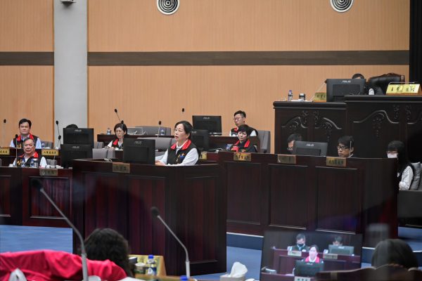 【花蓮縣議會第20屆第5期定期大會縣長施政總報告 徐榛蔚籲請中央政府落實交通平權】