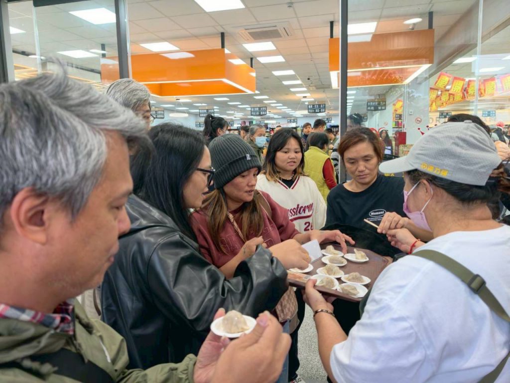 【推廣花蓮在地農產品 彤鮮合作社×德力強餐飲×統冠聯合超市合作上市 特色食材水餃進軍花蓮通路 東部農糧署攜手打造產銷一條龍】插图1 【推廣花蓮在地農產品 彤鮮合作社×德力強餐飲×統冠聯合超市合作上市 特色食材水餃進軍花蓮通路 東部農糧署攜手打造產銷一條龍】插图1