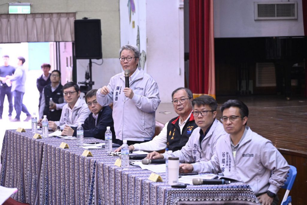 【縣府出席行政院光復地方說明會 第一線與民眾交流重建需要】插图