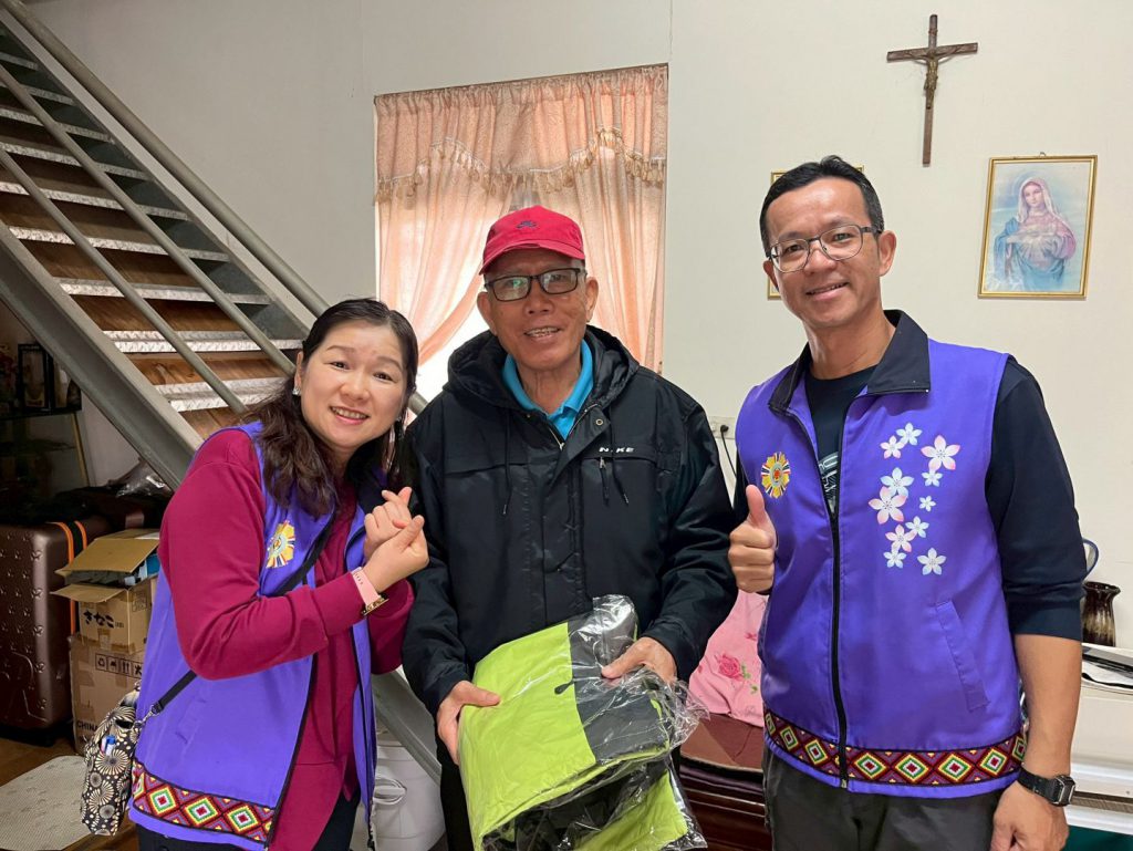 【寒冬送暖情溢洄瀾 花蓮縣榮服處暖心物資傳遞溫情】插图1 【寒冬送暖情溢洄瀾 花蓮縣榮服處暖心物資傳遞溫情】插图1