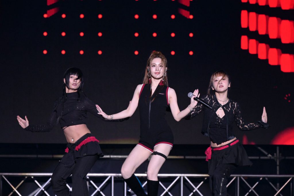 【花蓮太平洋觀光節跨年晚會登場 16 吋高空煙火照亮洄瀾夜空】插图4