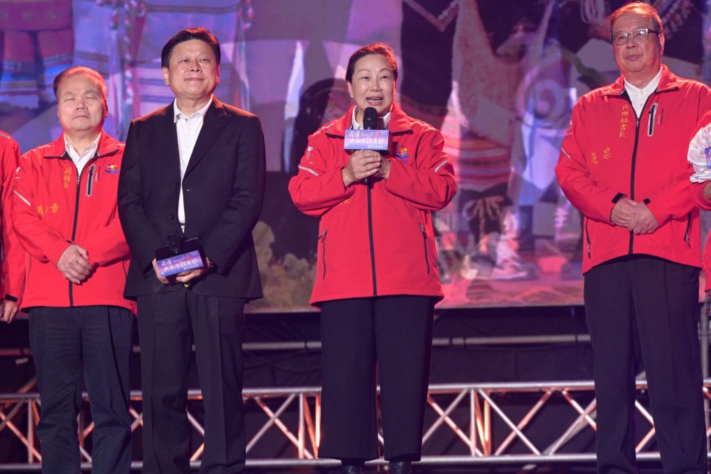 【花蓮太平洋觀光節跨年晚會登場 16 吋高空煙火照亮洄瀾夜空】插图8