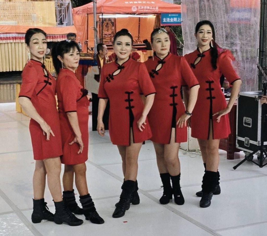 【沐木舞蹈空間攜手世界佛教正心會 舞蹈歌曲法會充滿祝福】插图