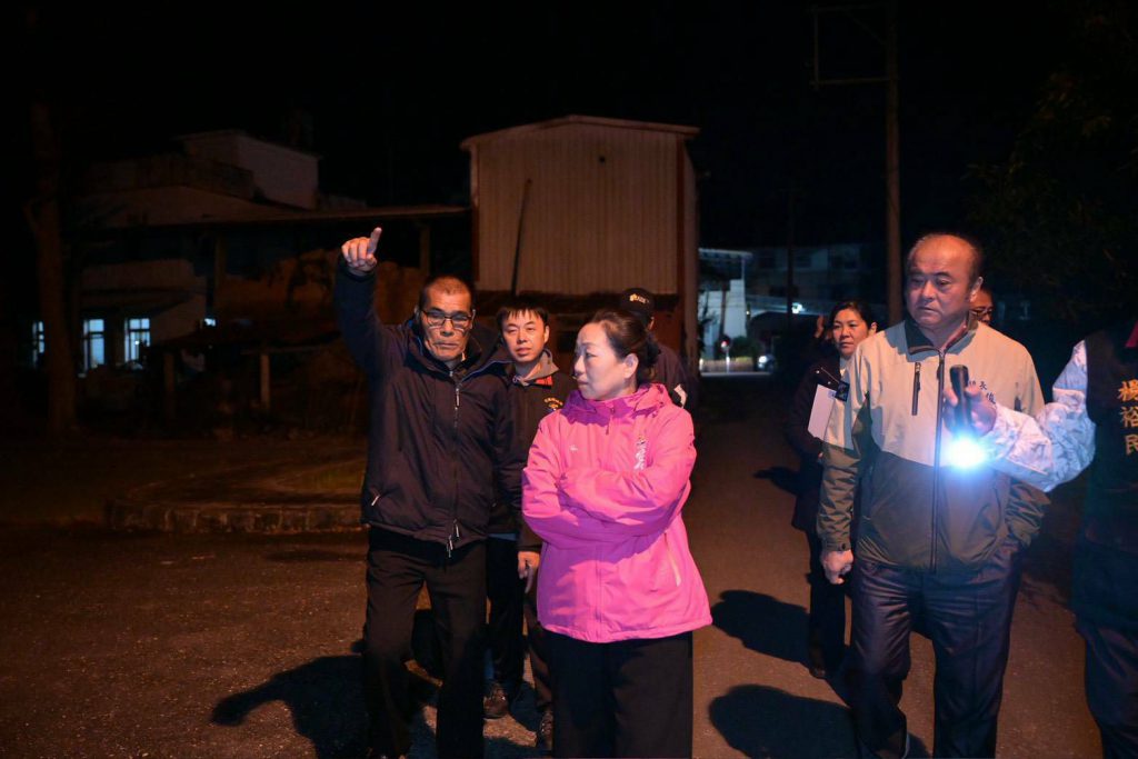 【回應基層需求 縣長徐榛蔚實地會勘村里長提案改善建議 持續提升地方基礎建設】插图2 【回應基層需求 縣長徐榛蔚實地會勘村里長提案改善建議 持續提升地方基礎建設】插图2
