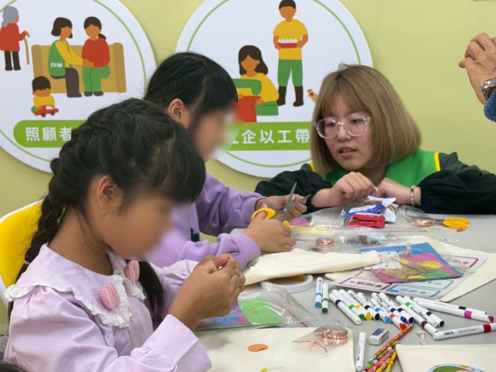 【光復災後三個月外界關注漸退場 芥菜種會新春圍爐送祝福 陪伴中長期重建】插图2 【光復災後三個月外界關注漸退場 芥菜種會新春圍爐送祝福 陪伴中長期重建】插图2