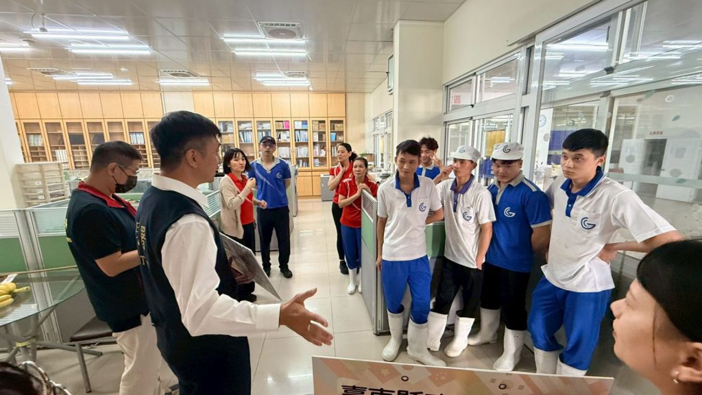 【移民署行動服務跨機關合作 關懷弱勢新住民及宣導反詐騙】插图2