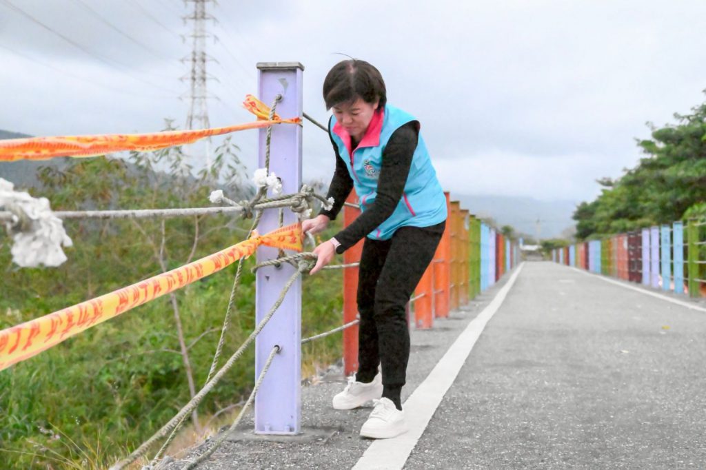 【吉安鄉木瓜溪自行車道護欄遭竊 游淑貞籲請全民揪宵小維護公安】插图1