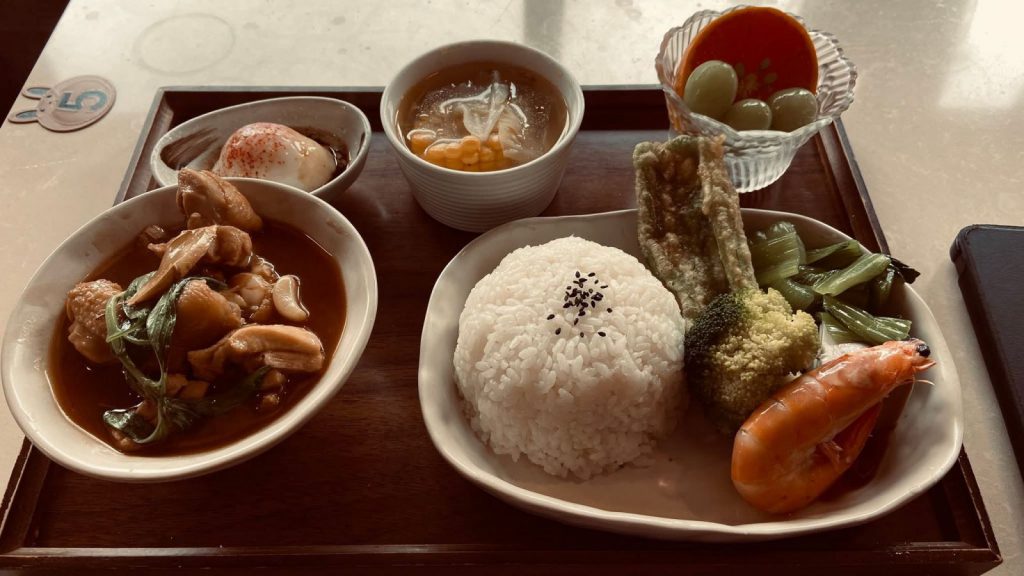 【健康飲食新選擇 「小小兔子 北濱店」自助野菜吧引發業界關注】插图2 【健康飲食新選擇 「小小兔子 北濱店」自助野菜吧引發業界關注】插图2