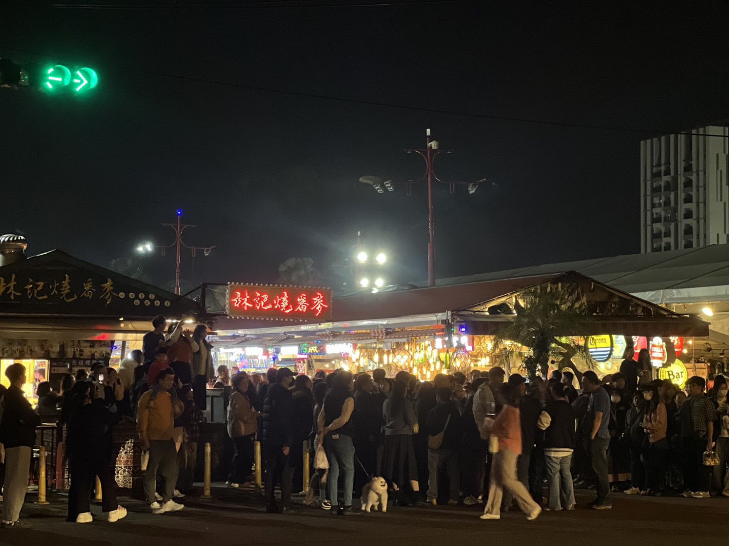 【《生存王2》黃金陣容來到花蓮拍攝 東大門夜市粉絲熱情應援現場氣氛沸騰】缩略图