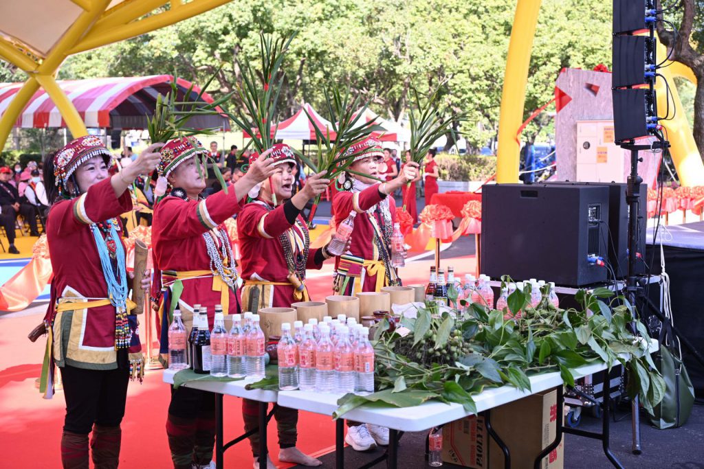 【花蓮市達固部灣‧撒固兒部落文化聚會所落成典禮隆重舉行】插图1