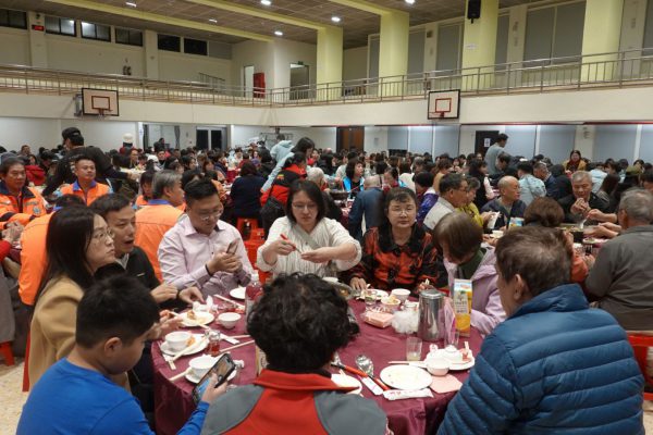 【花蓮市公所歲末聯歡表揚有功人員 魏嘉彥感謝推動市政】缩略图