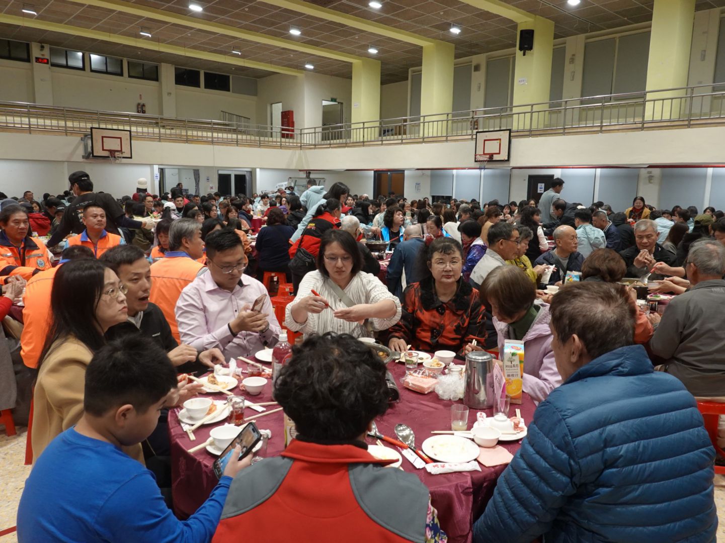 【花蓮市公所歲末聯歡表揚有功人員 魏嘉彥感謝推動市政】缩略图