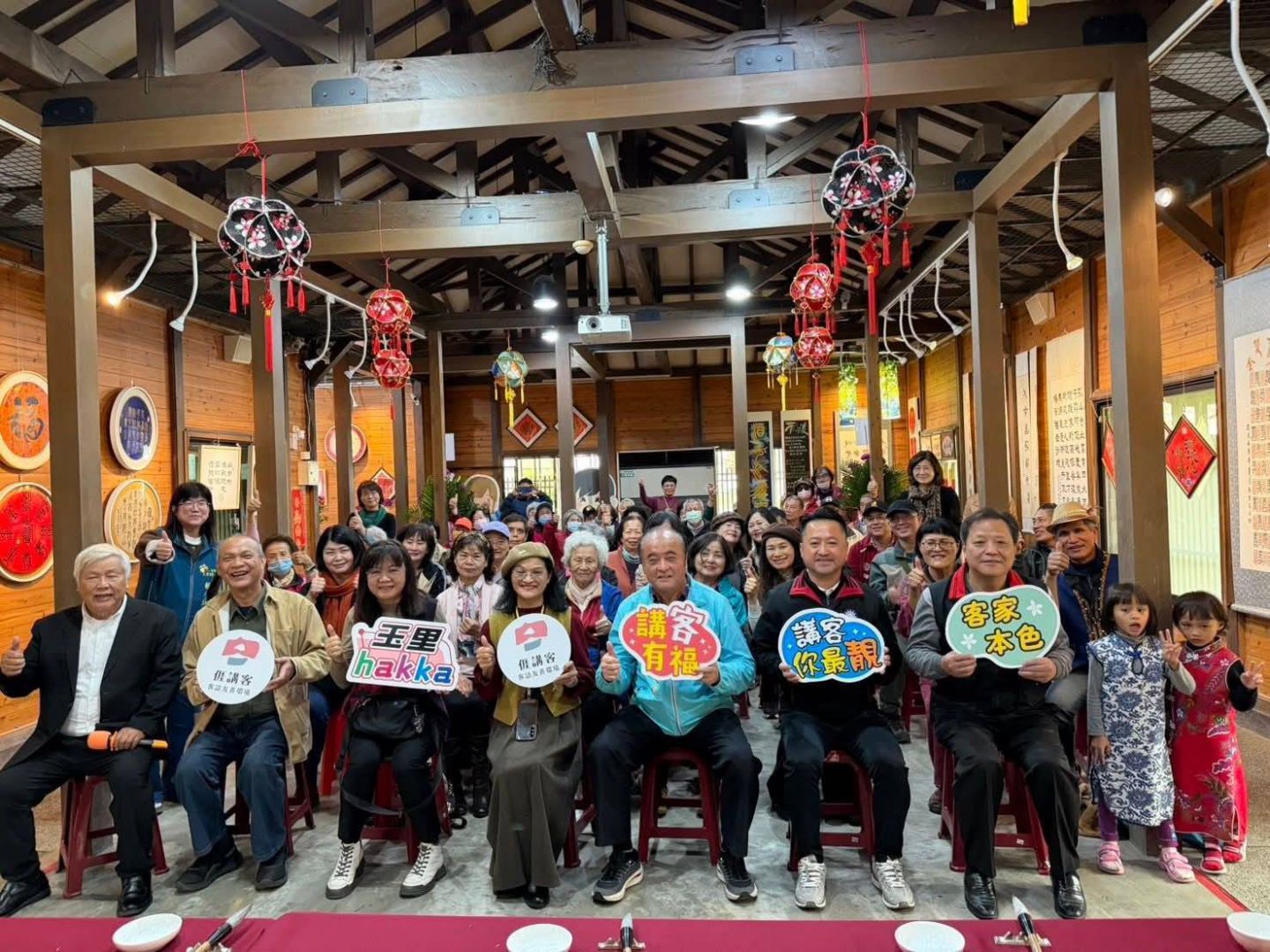 【「任意悠然」鄭聘嬴書畫創作展於玉里客家生活館登場 書畫同源迎新春】缩略图