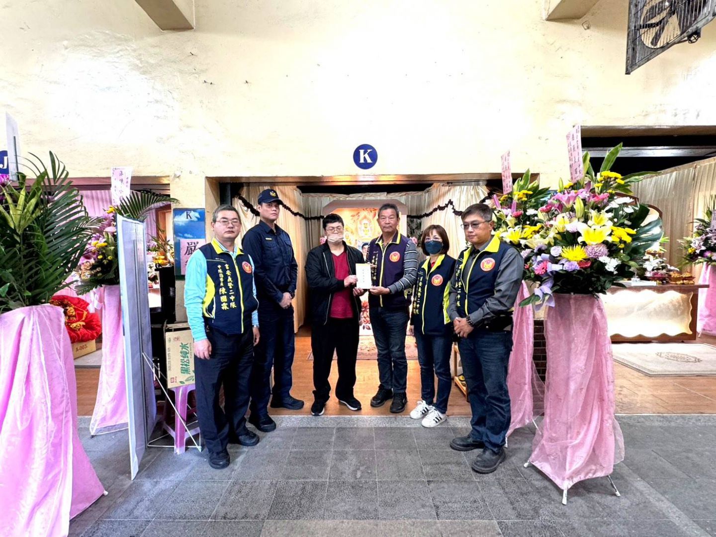 【吉安警偕吉安義警第二中隊捐助棺木及骨灰罈資助弱勢家庭】缩略图