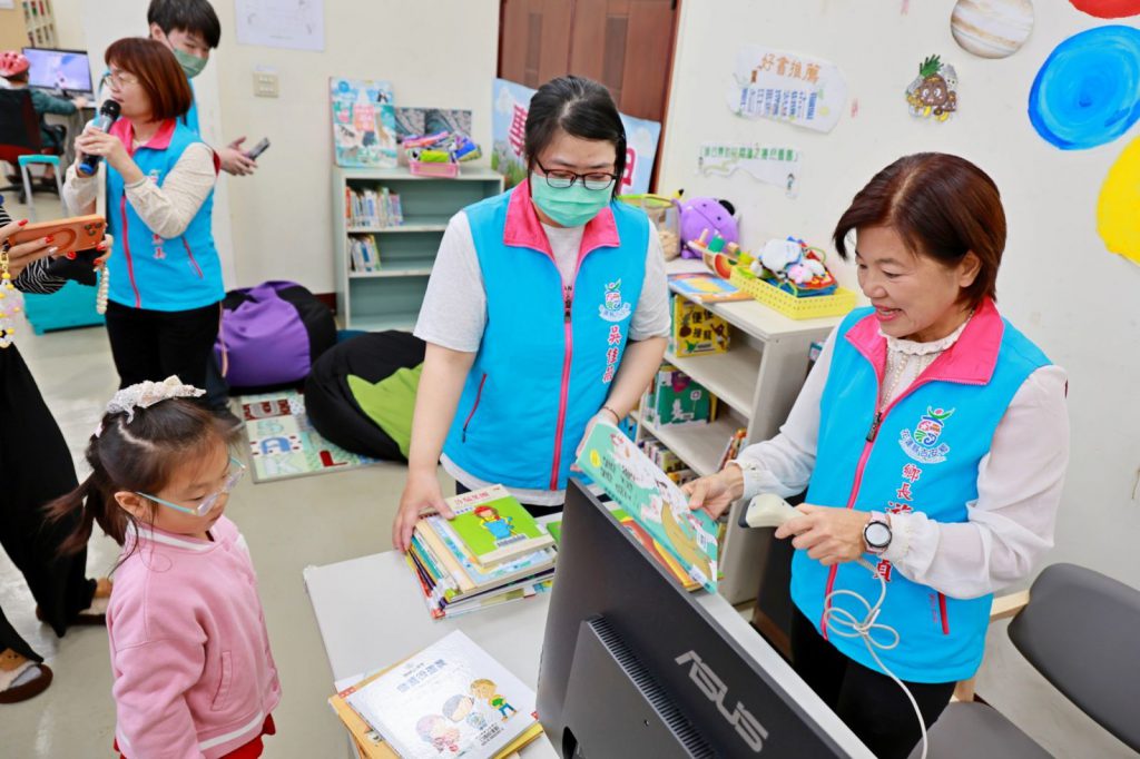 【游淑貞爭取148萬增購四千冊新書 推動吉安鄉圖全齡樂閱讀再升級】 插图1 【游淑貞爭取148萬增購四千冊新書 推動吉安鄉圖全齡樂閱讀再升級】 插图1