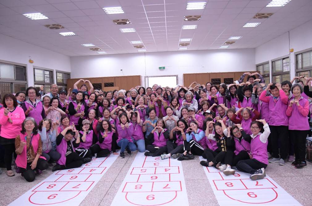 【壽豐鄉婦女會辦理「壽豐女力‧金馬活力」趣味闖關運動會  縣長徐榛蔚出席與姐妹同樂】缩略图