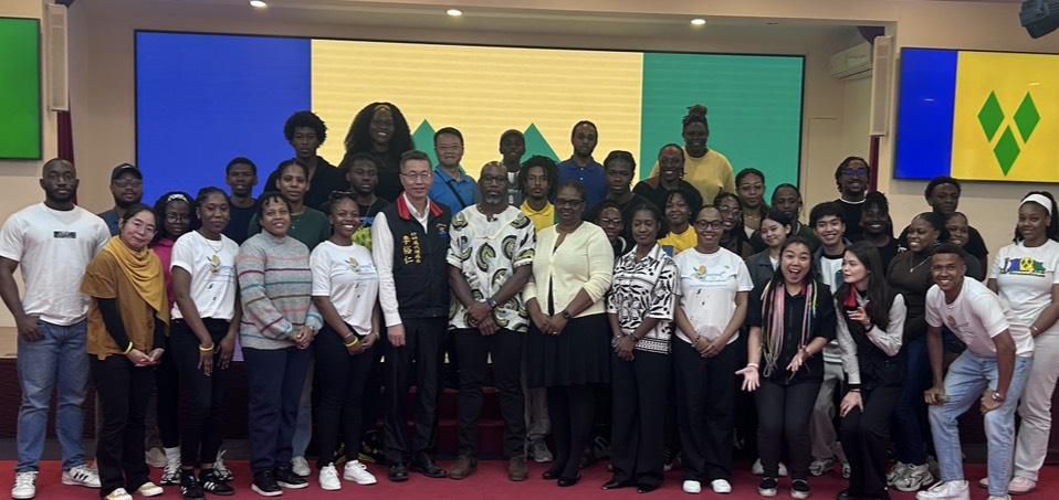 【深化邦誼》花蓮縣政府協助友邦聖文森及格瑞那丁辦理國家英雄日 展現國際友善城市形象】插图2