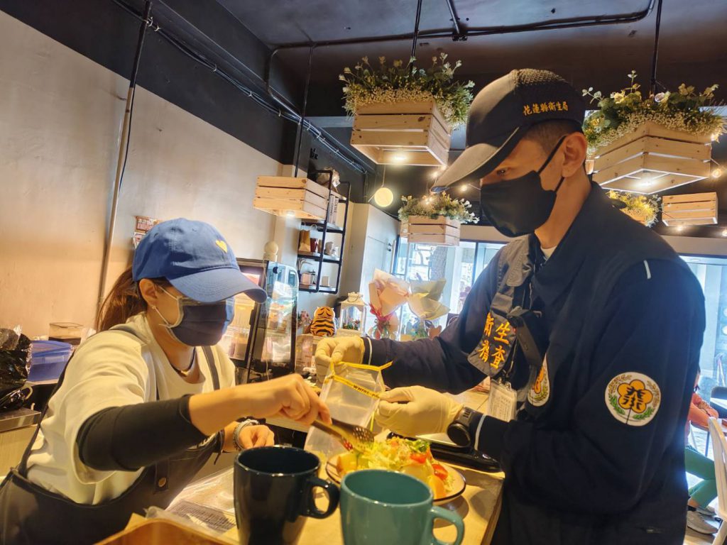 【衛生局稽查轄內早餐餐飲業 確保縣民飲食安全 】插图