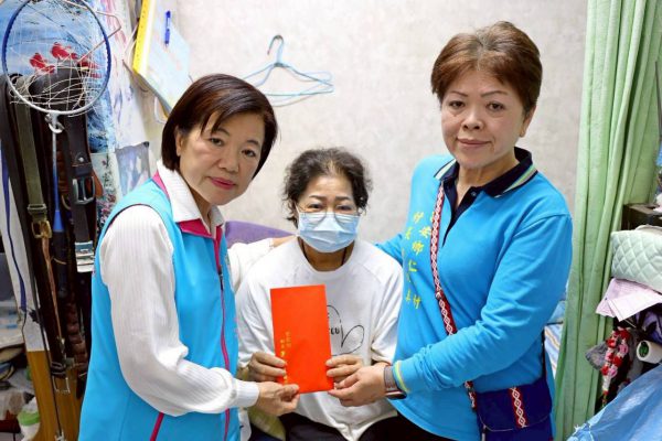 【游淑貞親赴因病截肢陷生活困境家戶關懷】缩略图