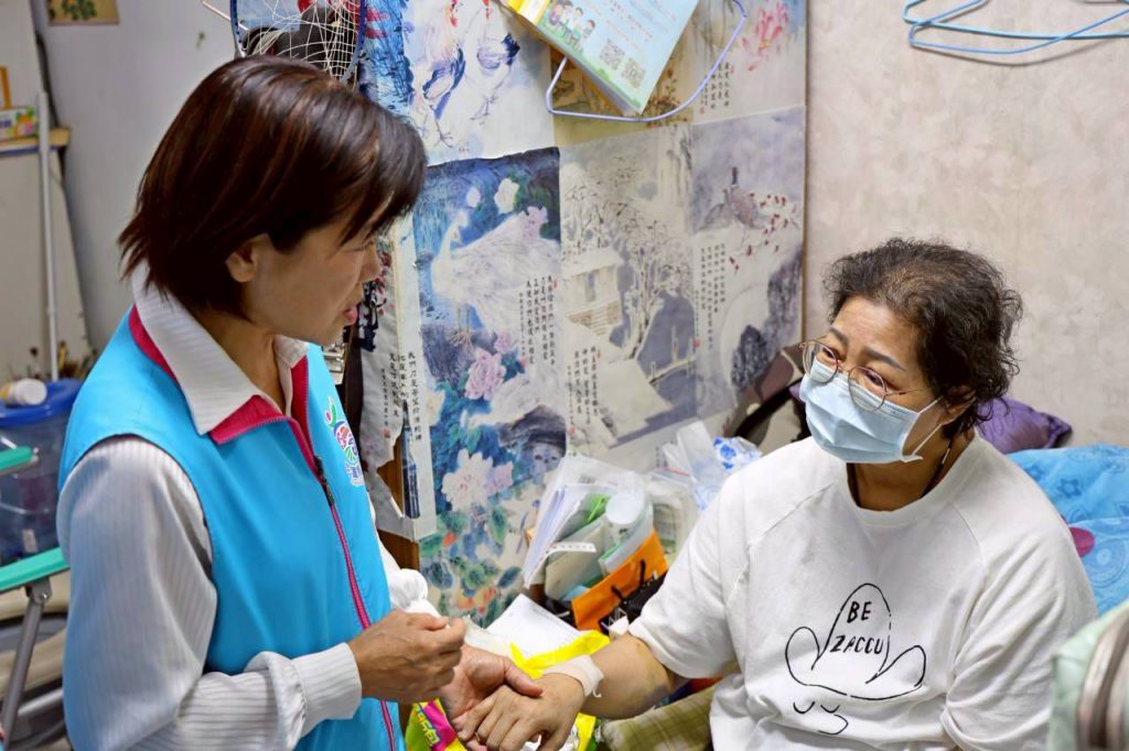 【游淑貞親赴因病截肢陷生活困境家戶關懷】插图