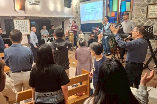 【主愛之家以洗腳為記 實踐謙卑服事精神 陪伴更生人走向重生之路】缩略图