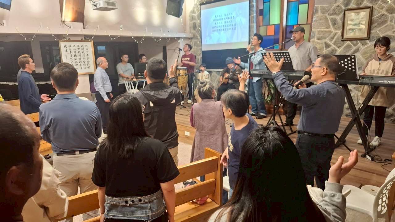 【主愛之家以洗腳為記 實踐謙卑服事精神 陪伴更生人走向重生之路】缩略图