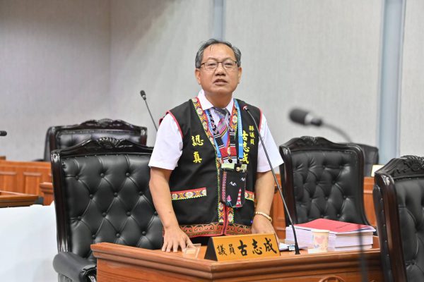 【台東警跨轄執法 議員批「閒閒沒事，找麻煩」】缩略图