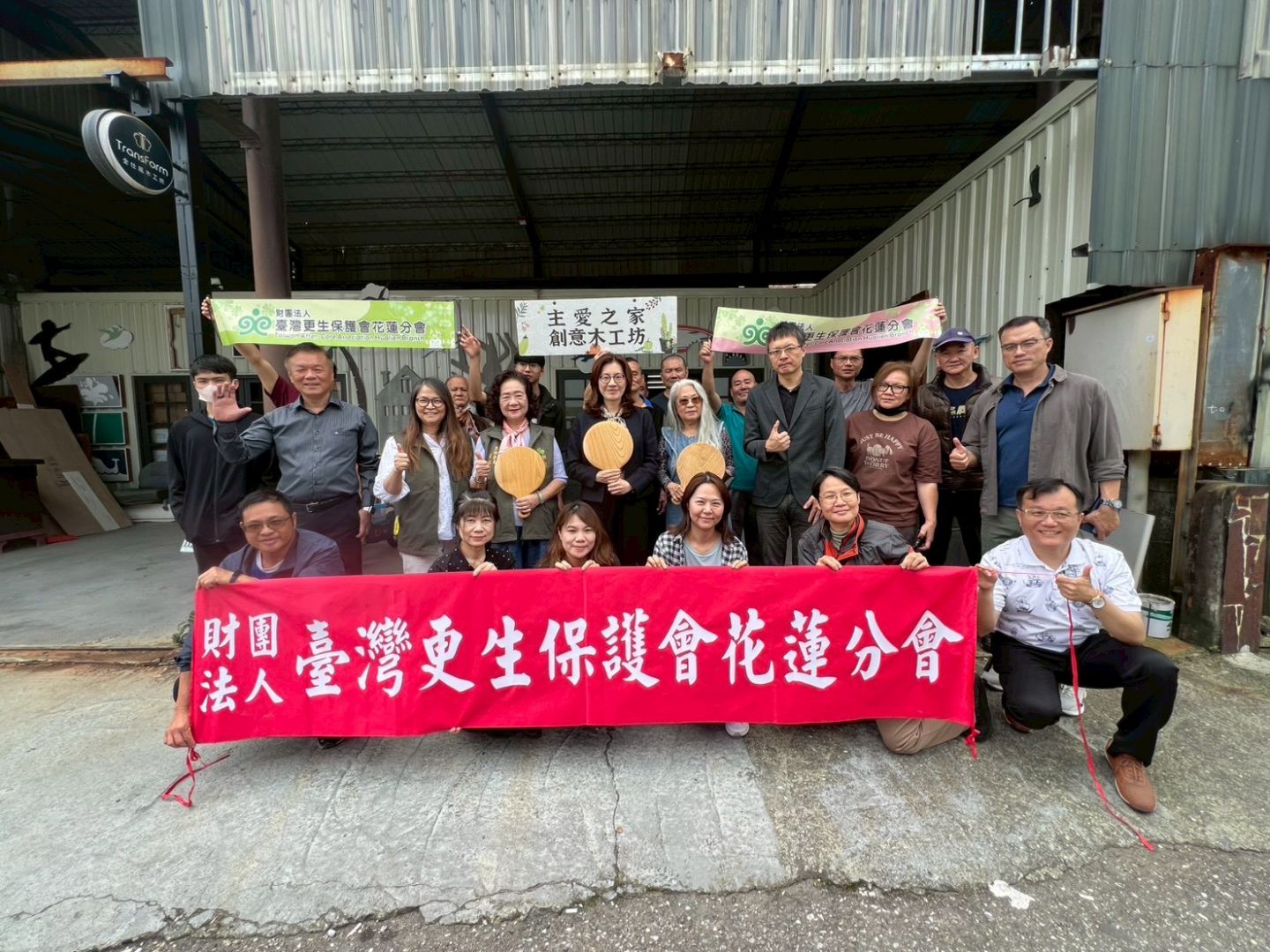 【主愛之家推動木工技訓 結合司法與更保資源助更生人穩定復歸】缩略图