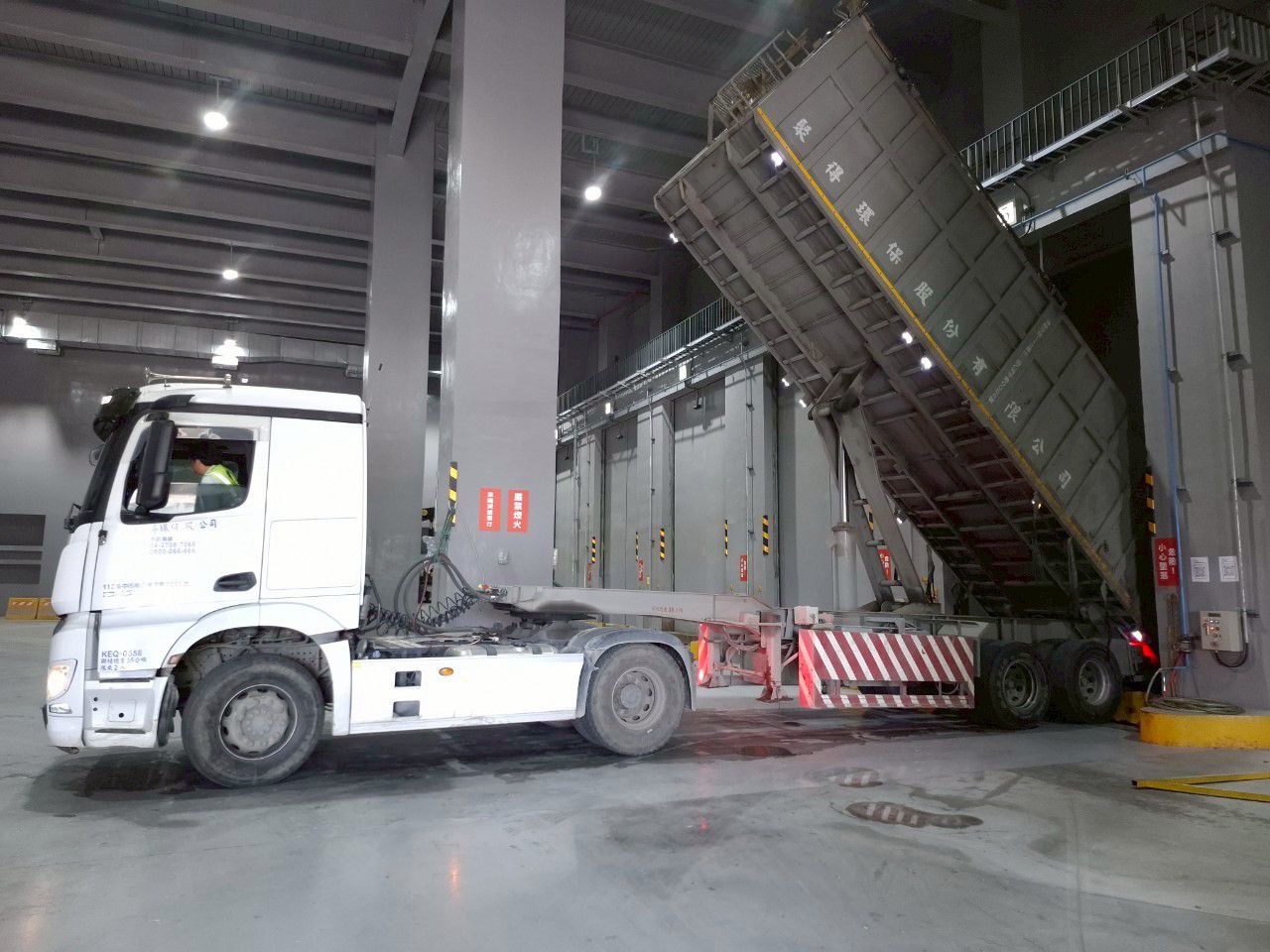 【吉安鄉掩埋場垃圾暫置受歲修影響 花蓮縣環保局：已恢復轉運並強化防災整備】缩略图