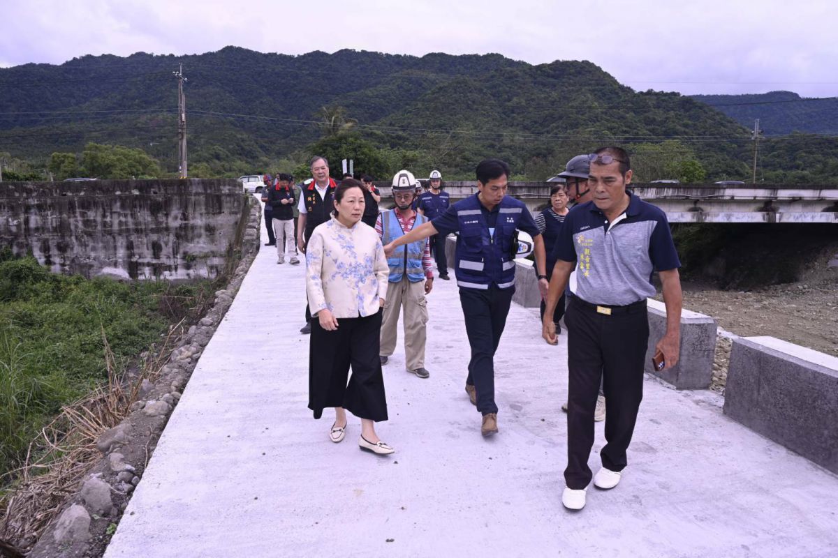 【花蓮縣長徐榛蔚視察玉里鎮觀音排水、杜風排水工程 強化排水防洪機能 預計今年4月底完工 守護鄉親生命財產安全】缩略图