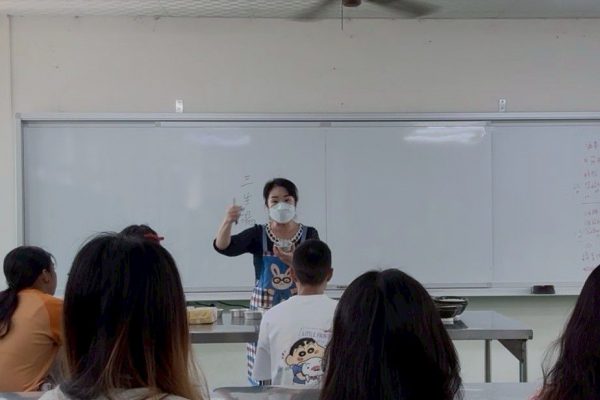 【當烘焙遇上客家》上騰工商師生接力 擂出「三生湯」裡的遷徙記憶】缩略图