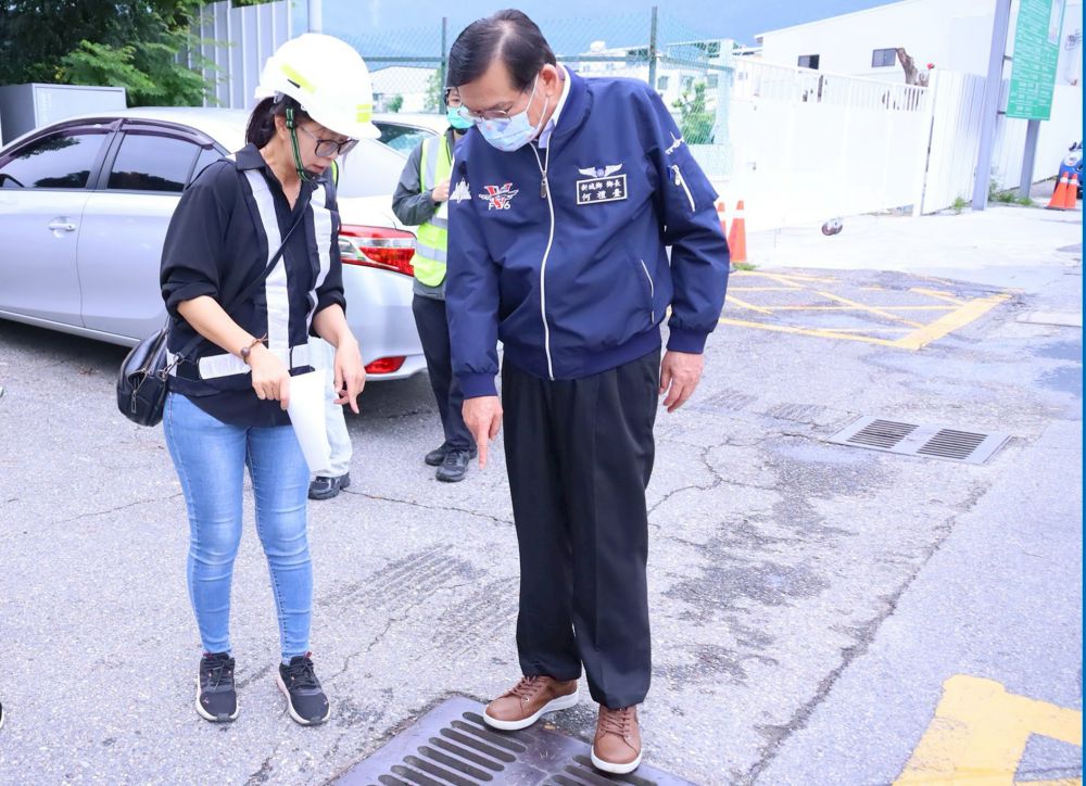 【新城鄉雨水下水道完成清淤 何禮臺重視鄉親生活預防淹水】缩略图