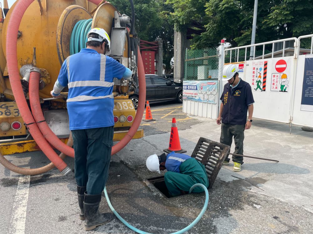 【新城鄉雨水下水道完成清淤 何禮臺重視鄉親生活預防淹水】插图1