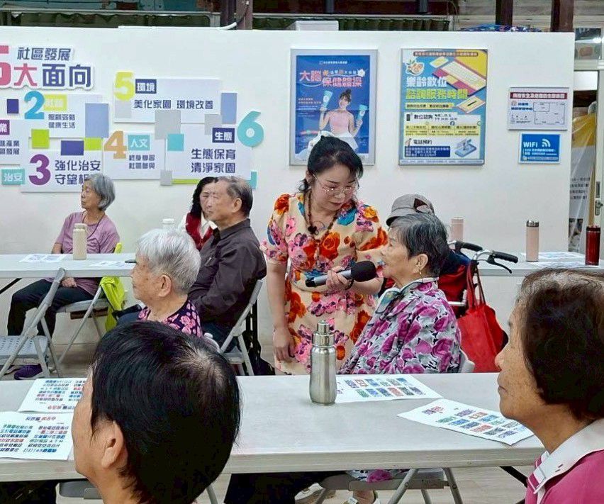 【客家電視台攜手縣警局走進民生社區 游淑梅編寫客語唸謠共築防詐網】插图1