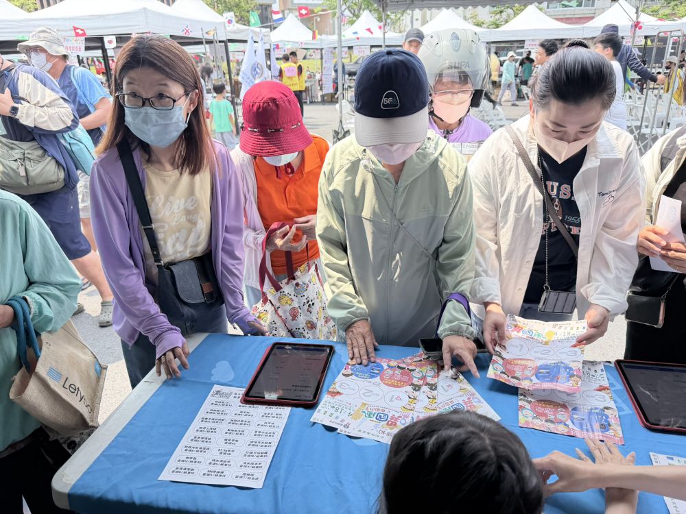 【垃圾分類變好玩 VR互動體驗提升環保行動力】插图