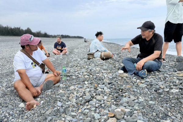 【從曼波海灘出發 溯源疊石創作發源地   深化國際交流連結在地文化　為藝術季注入創作能量】缩略图