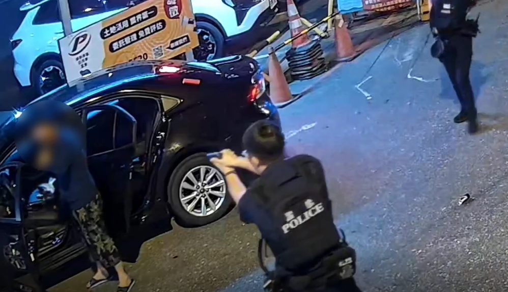 花蓮男侵佔車輛拒捕揮刀逃逸 警民合作於豐濱台11線攔截歸案缩略图