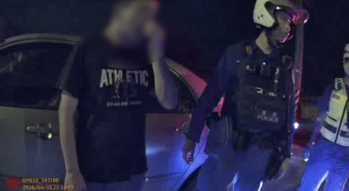 男子酒後駕車「睡」路中 吉安警喚醒酒測依法送辦缩略图