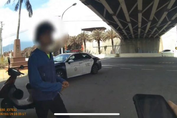 花蓮南濱公園自行車道遛狗糾紛案缩略图