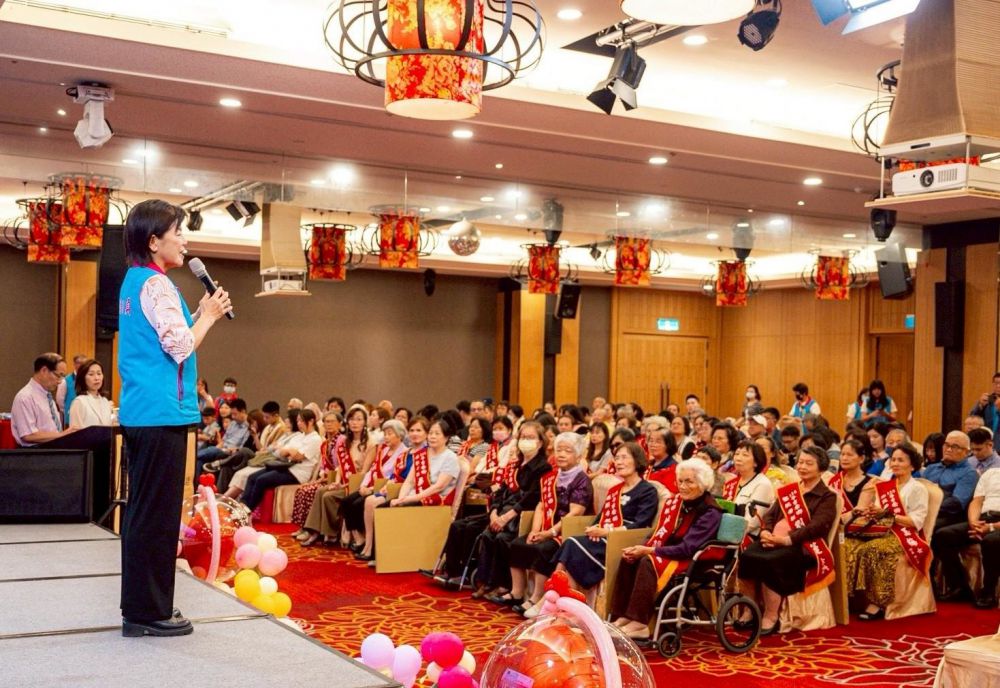【母愛動人》吉安鄉表揚模範母親與婆媳 游淑貞：女力撐起半邊天】插图1