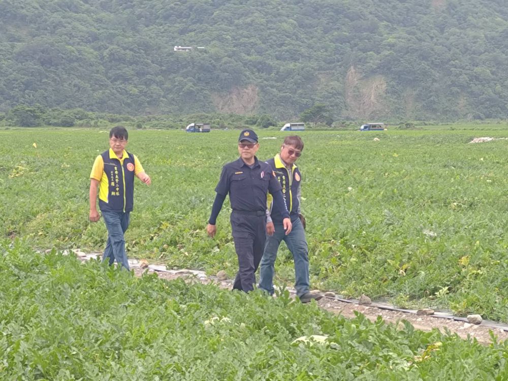 【吉安分局結合吉安義警第二中隊啟動護瓜勤務於5月20日正式開跑】插图 【吉安分局結合吉安義警第二中隊啟動護瓜勤務於5月20日正式開跑】插图
