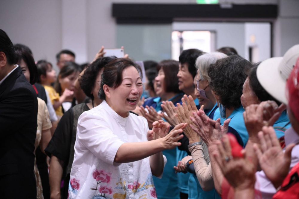 【徐榛蔚出席婦女會表揚大會 感謝婦女姐妹深耕地方服務奉獻】插图1 【徐榛蔚出席婦女會表揚大會 感謝婦女姐妹深耕地方服務奉獻】插图1