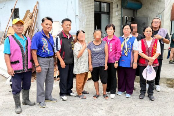 【游淑貞 田桂花 李桂英 三女力夜送關懷 用溫暖陪伴火災家戶重建希望】缩略图
