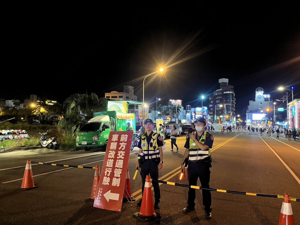 【花警全面啟動夏戀嘉年華安全維護 強化交通疏導守護民眾】插图