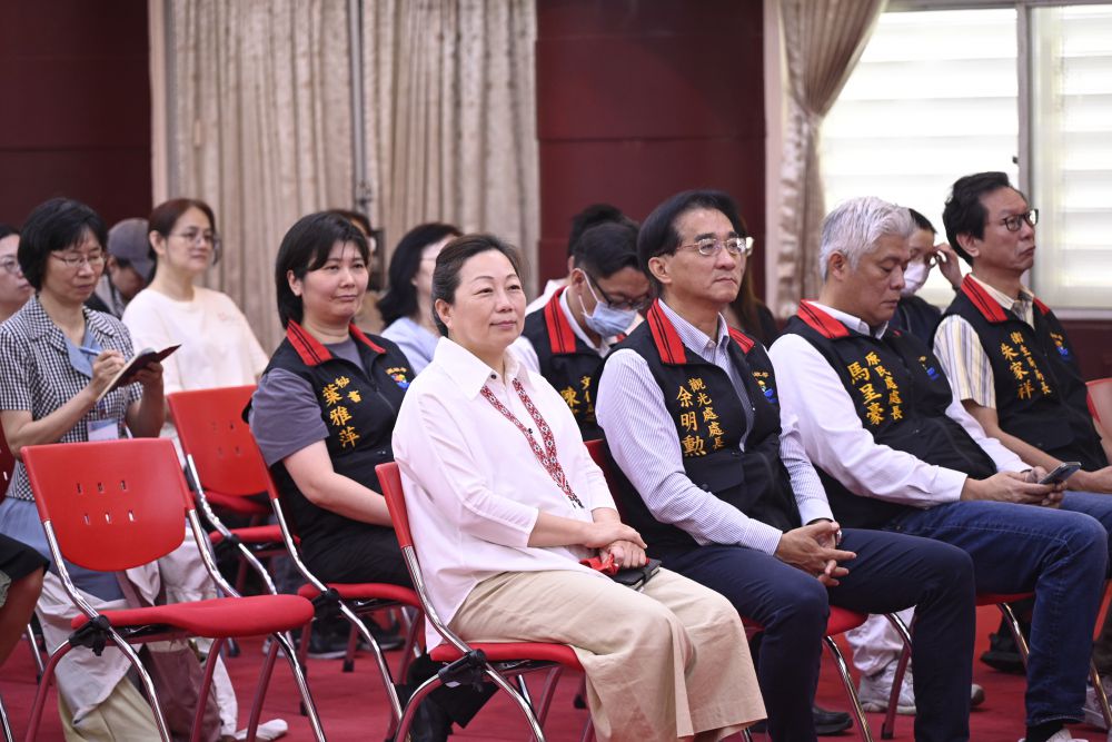 【花蓮縣政府六月祈禱早餐會 徐榛蔚勉勵同仁重新得力攜手迎向未來】插图