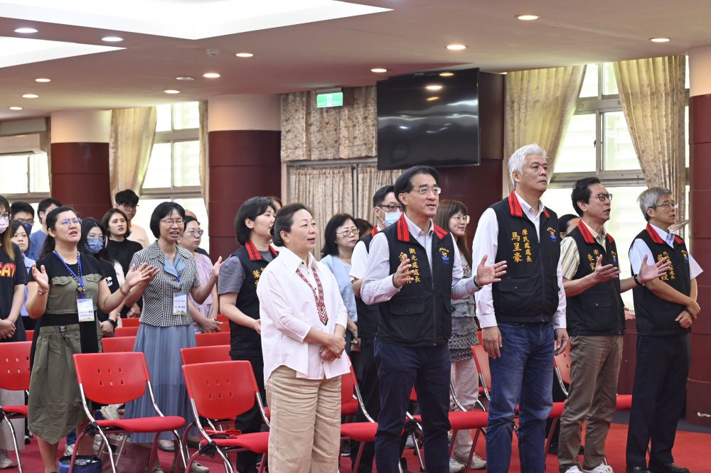 【花蓮縣政府六月祈禱早餐會 徐榛蔚勉勵同仁重新得力攜手迎向未來】缩略图